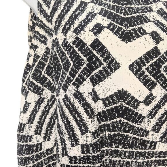 FINN AND ROSE Paxi Silk Tank Top XS - Picture 3 of 7